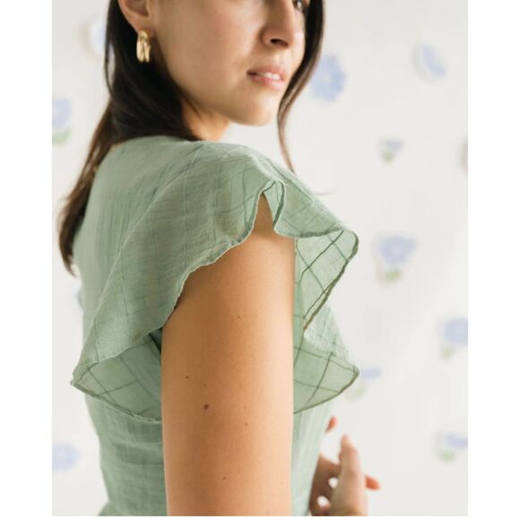 NWT HarperSage Harper Terra Jumpsuit Green Flutter Sleeve Tie Waist Size Large - Picture 2 of 14